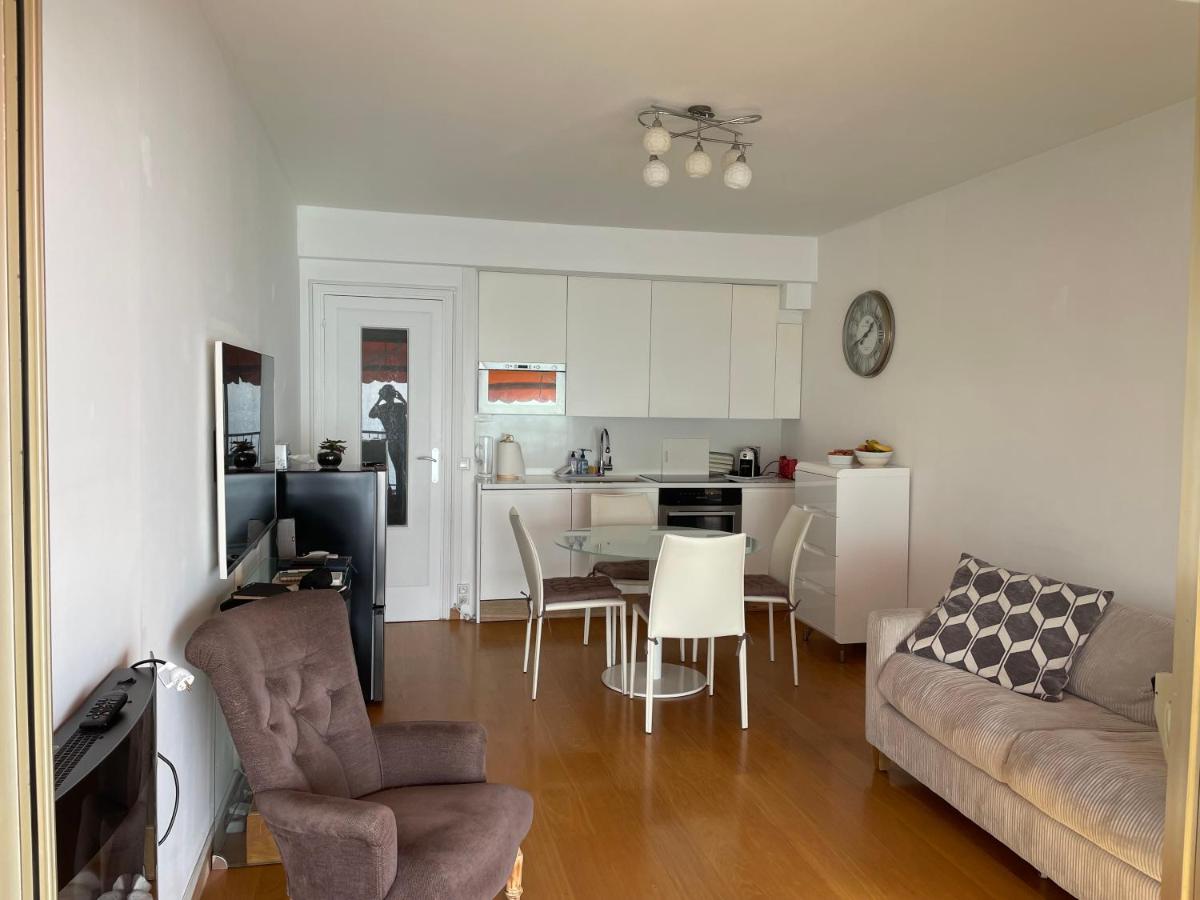 Aux Portes De Monaco Superbe T3 Vue Mer โรกบรูน-กัป-มาร์แต็ง ภายนอก รูปภาพ